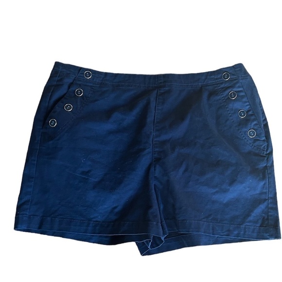 ANDEAWAY Navy Short With Side Buttons Plus Size 18 - Picture 1 of 8